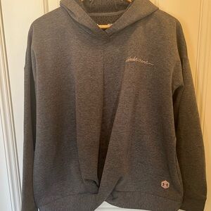 Under Armour Wrap Pullover Hoodie. Size L